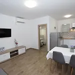 Eni Apartmán *