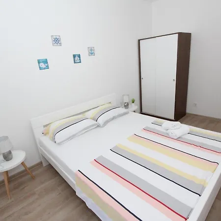 Eni Apartment