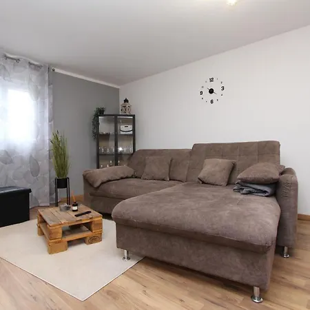 Apartment Eni