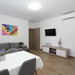 Apartman Eni