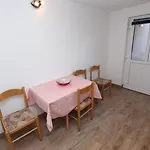 Eni Apartman *